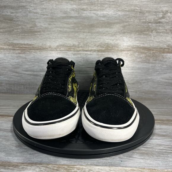 Vans x Men’s SpongeBob SquarePants Mike Gigliotti Old Skool Sneakers Size 9.5 - Picture 2 of 9